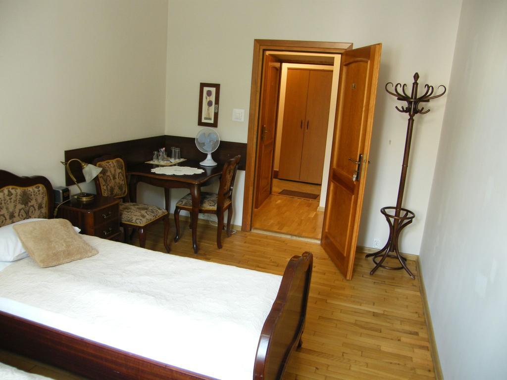 Apartamenty Kajzer Krakow Ruang foto